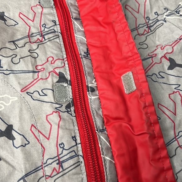 Old Navy Airplane Toddler Fleece Lined Raincoat Gray Red Zip Front Hoodie 2T - Picture 3 of 10
